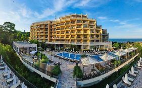 Marina White Sands Beach Hotel